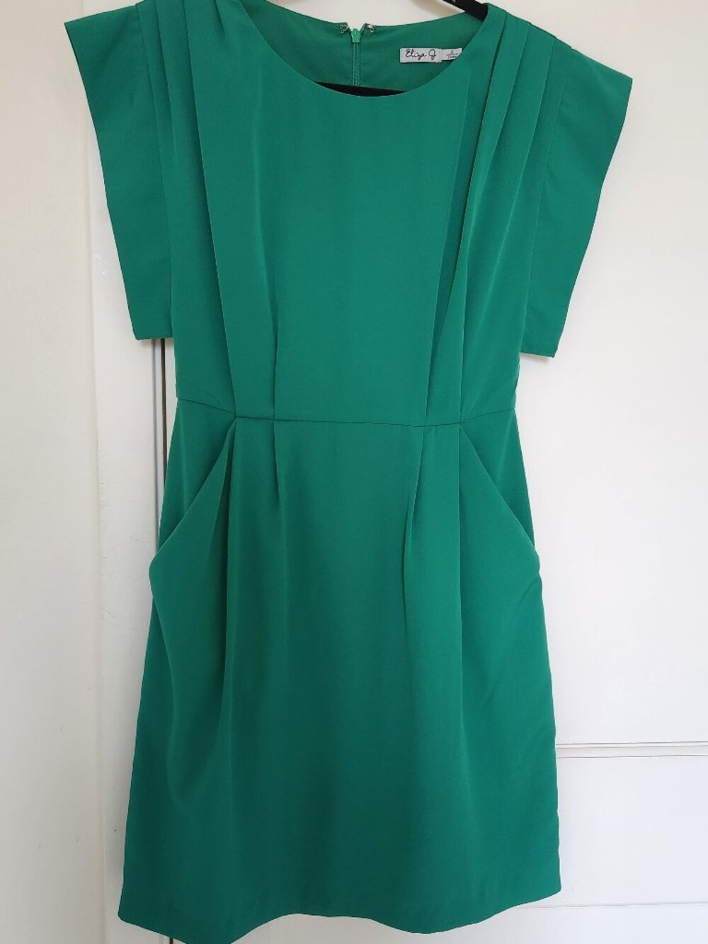 Eliza J Emerald Green Sheath Dress Size 2 Pleated Shoulder